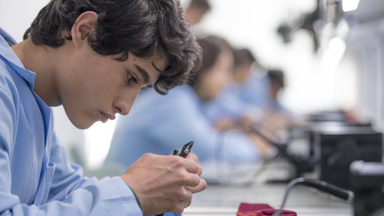 Meslek liselerinde uzaktan eğitim düzenlemeleri