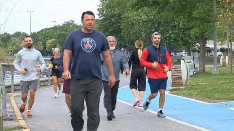 Caddebostan Sahili eski hareketli günlerine döndü