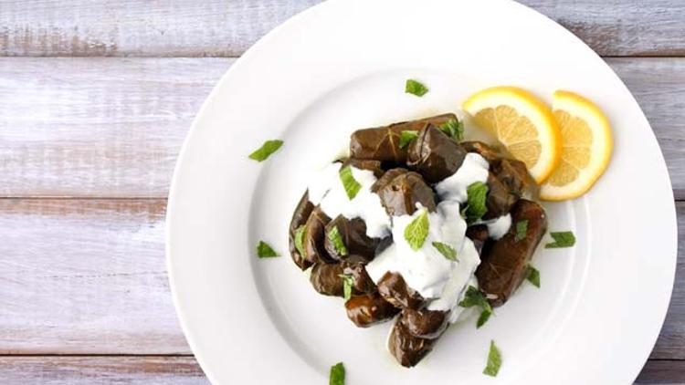 Tam Yazlık Tarif: Zeytinyağlı Yaprak Dolma