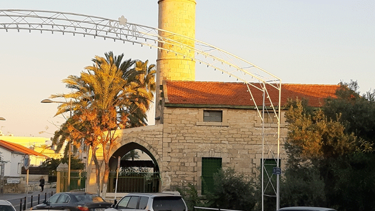 Güney Kıbrıs'taki camiye yapılan saldırıya Rum Kesimi'nden kınama açıklaması