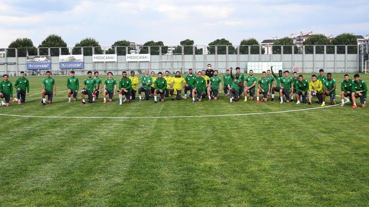 Bursaspor "Irkçılığa hayır" dedi