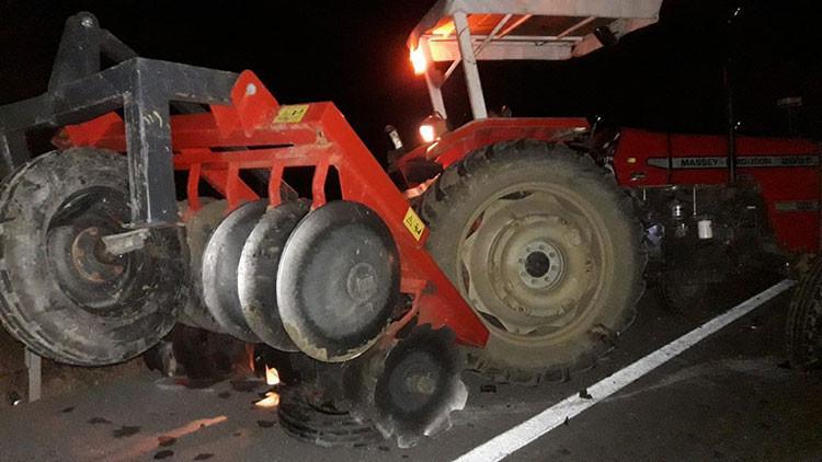 Gece yarısı feci kaza! 10 kişi yaralı
