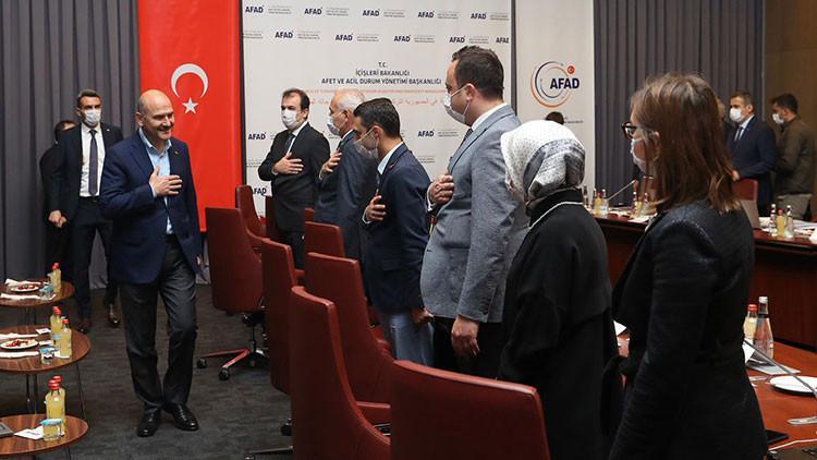 İçişleri Bakanı Soylu AFAD'da brifing aldı