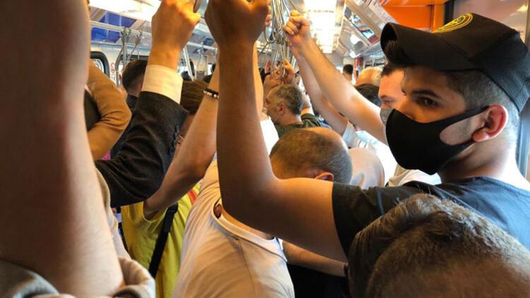 Metroda dikkat çeken kalabalık; adım atacak yer kalmadı Son Dakika Haber
