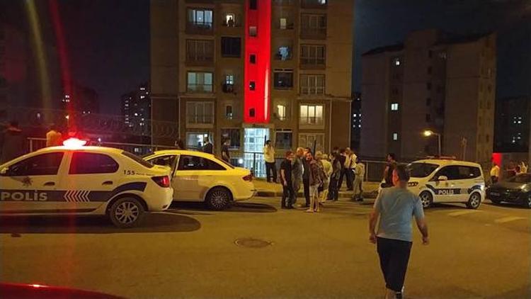 Başakşehir'de site yönetimi kavgası! Yaralılar var