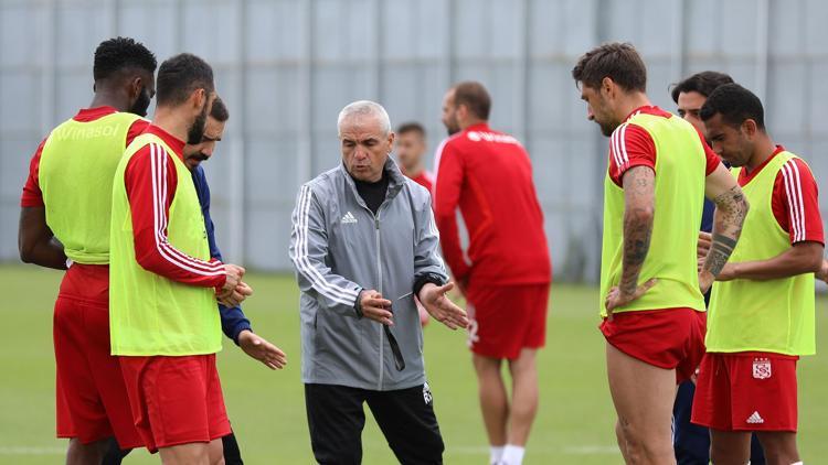 Sivasspor, Denizlispor'u konuk edecek! 3 kritik eksik, artı 1 de şüpheli...