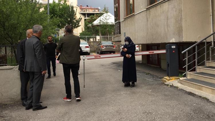 AK Parti Genel Başkan Yardımcısı Cevdet Yılmaz'dan uyarı: Panik yapmayın, evlerden uzak durun