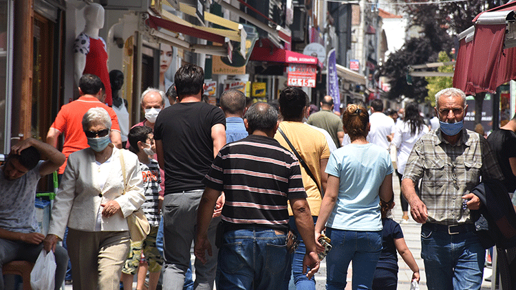 Edirne'de bazı caddelere maskesiz giriş yasaklandı