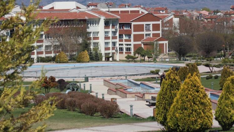 Altı üniversiteye yeni rektör