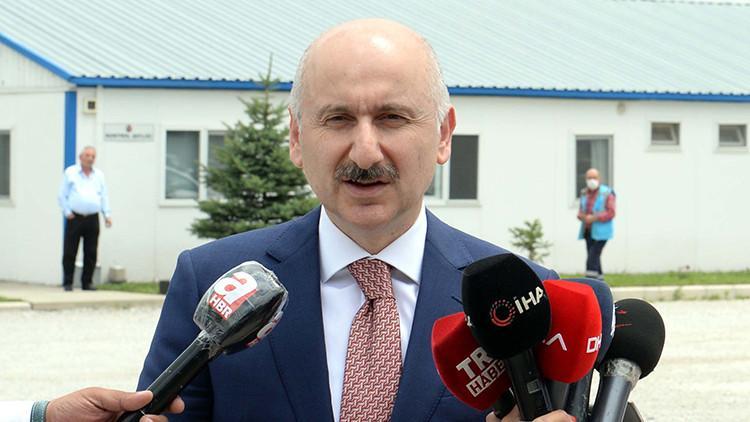 Son dakika... Ulaştırma Bakanı'ndan Manisa'daki depremle ilgili açıklama: İletişim ve ulaşımda hafif bir yoğunluk oldu