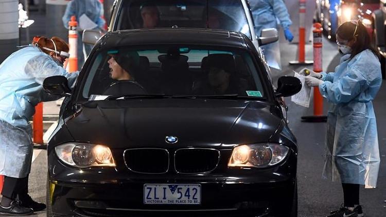 Avustralya'da koronavirüs için çifte test ve karantina önlemi başlıyor