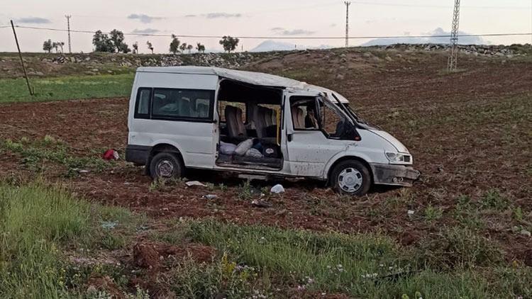 Sivas'ta minibüs devrildi: 6 yaralı