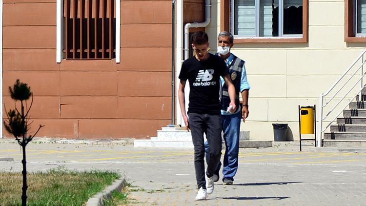 Belgesini evinde unuttu, bir dakikayla sınavı kaçırdı