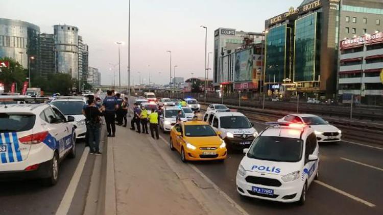 Bakırköy'de hareketli anlar: 5 kişi gözaltında