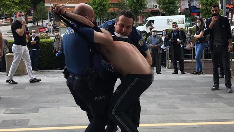 Adliye önünde hareketli anlar! Böyle yakalandı...