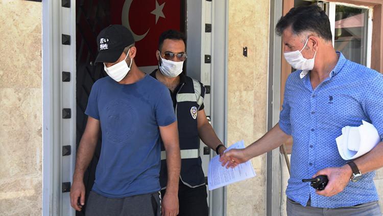 Polis, tövbe edince yardım ettiği hırsızı yine aynı suçtan yakaladı
