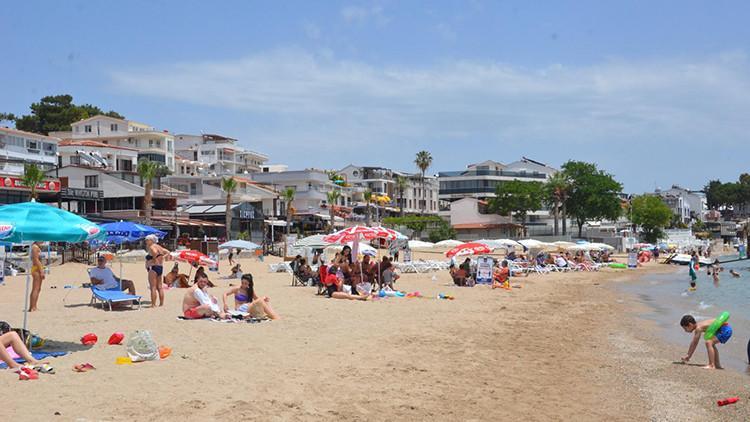 Altınkum Plajı'nda güzel hava keyfi