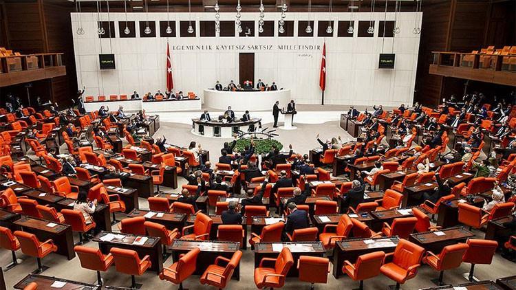 AK Parti'den flaş değişiklik! Yeni görevleri belli oldu...