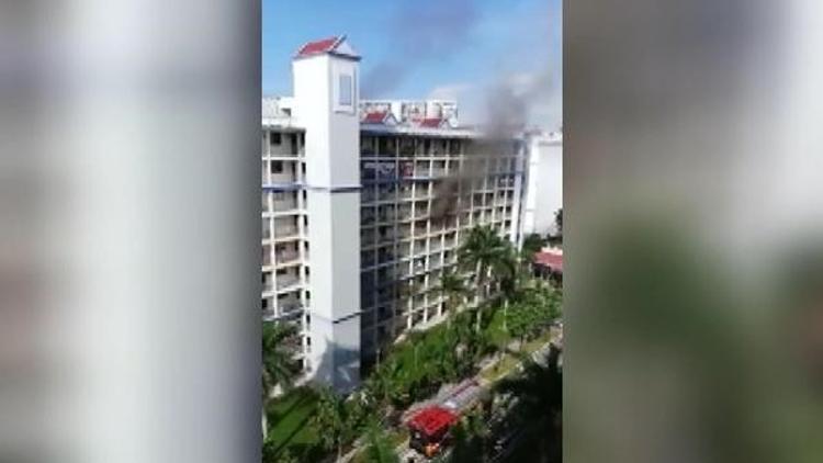 Son Dakika! Singapur’da çok katlı binada yangın
