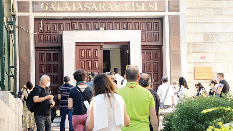 Galatasaray’da kura ücreti 300 lira