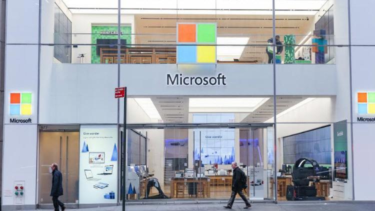 Microsoft mağazalarını tamamen kapatıyor