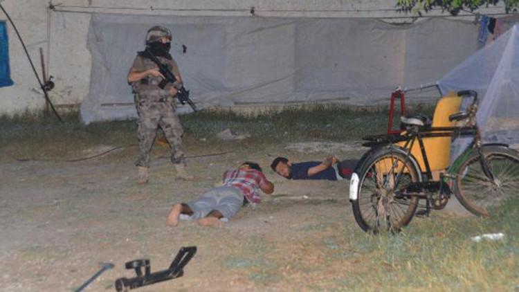 Adana'da DEAŞ operasyonu: 3 gözaltı