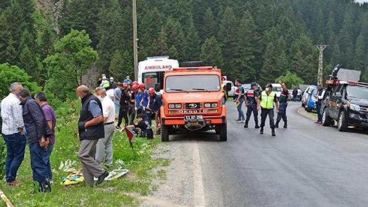 Erzurum'da otomobil uçurumdan yuvarlandı: 1 ölü, 3 yaralı