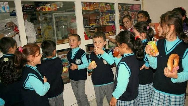 Okul kantinlerine kalori sınırlaması geliyor