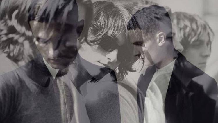 Arctic Monkeys ve Hurts Türkiye’ye geliyor