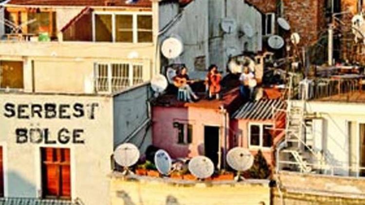 Biraz doğaçlama, biraz teatral...