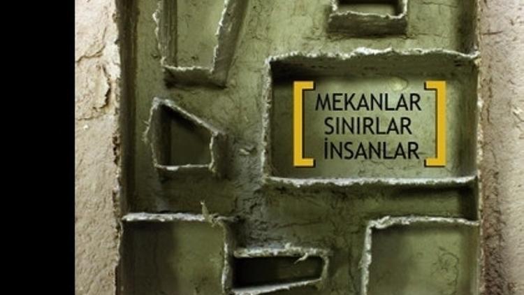 Seramik Sergisi Açılışını Yapıyor