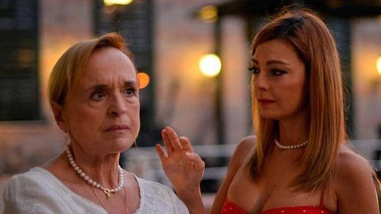 Bir aile komedisi: Müziksiz Evin Konukları