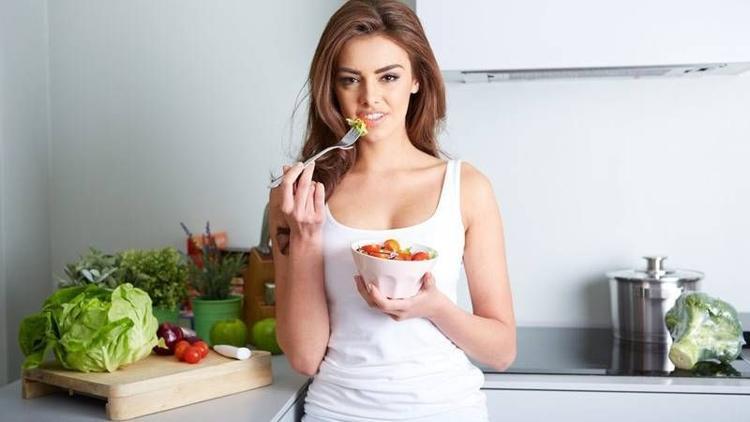 Sindirim sistemini düzenleyen salata tarifi