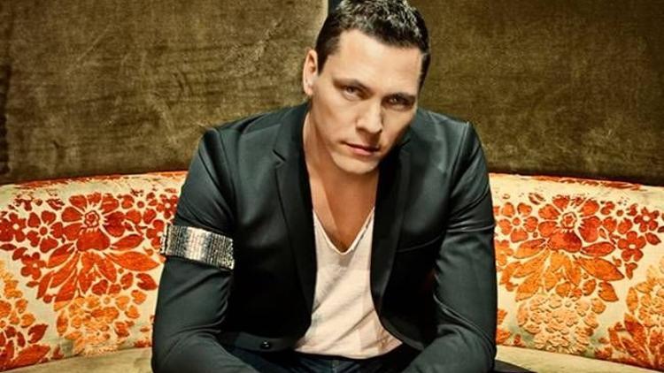 Tiesto İstanbul'u sallamaya geliyor!