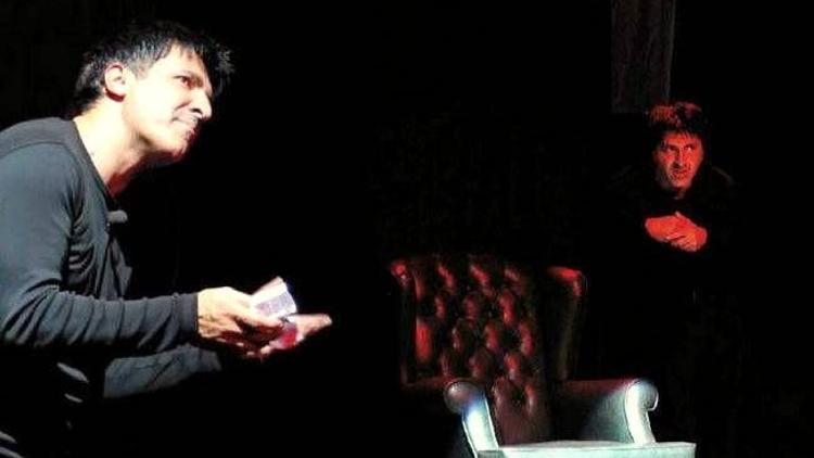 Tiyatro sanatçısı Haydar Zorlu'dan solo performans
