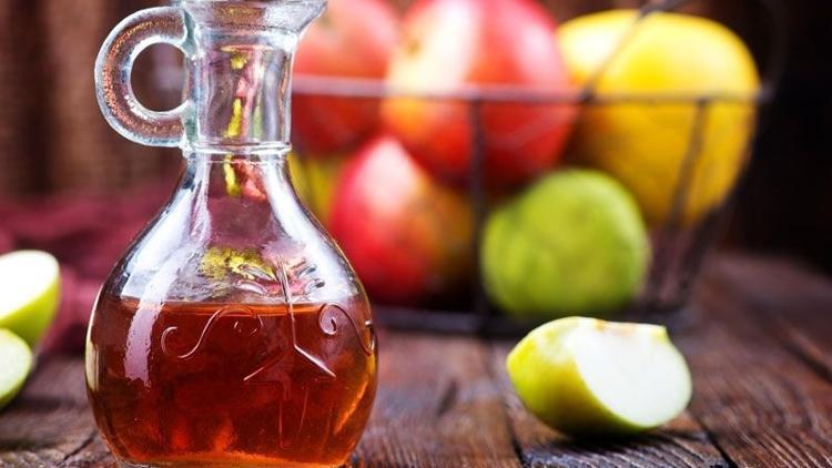 Küflü duvarları sirkeyle temizleyin