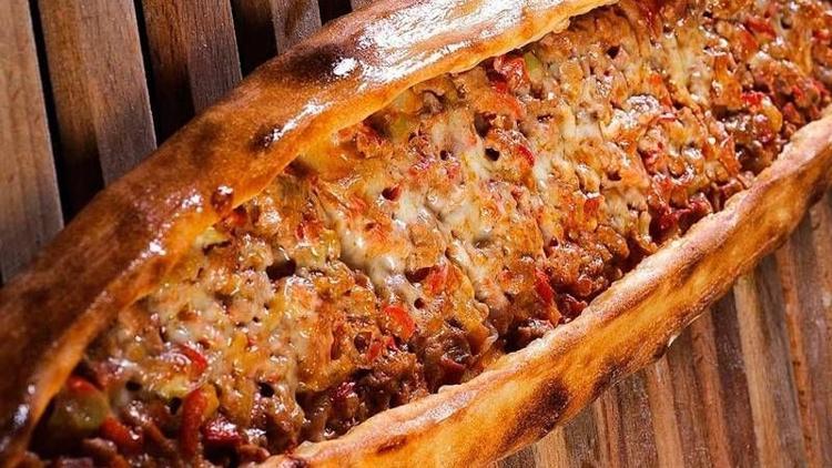 Tarihi Pideci’de iftara davetlisiniz!