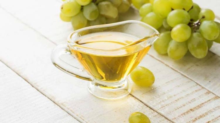 Üzüm çekirdeği yağı, aknelerle savaşıyor