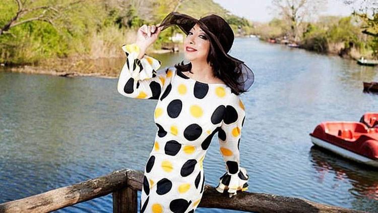 Komedyen Yasemin Yalçın’dan “Arasırabesk” konseri