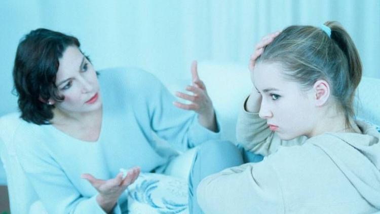 Ergenlerin hormonal değişim içinde olduğunu unutmayın