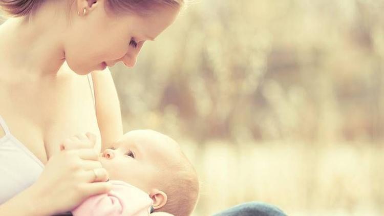 Happy Milk ile özgürce emziren anneler!