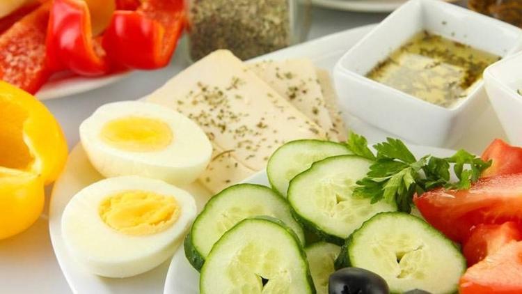Stressiz bir yaşam için güne kahvaltıyla başlayın