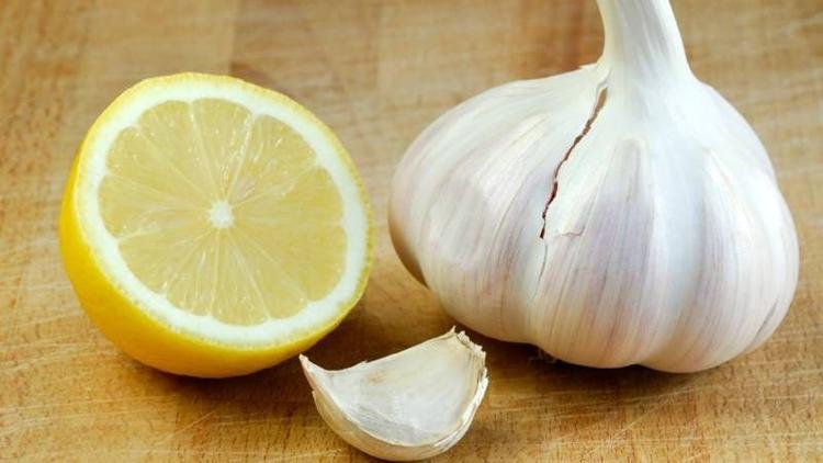 Sarımsak ve limon tansiyonu düşürmüyor