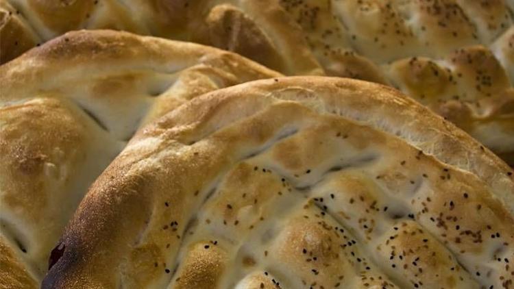 Pideyi sahurda değil iftarda yiyin