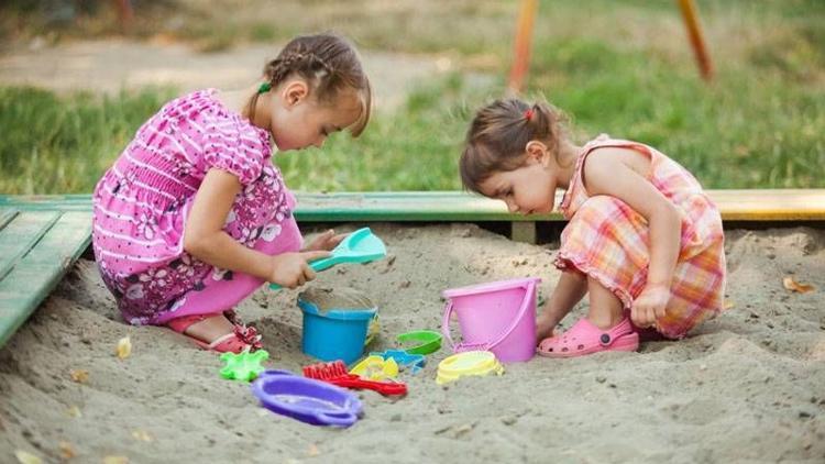 Parklardaki kum havuzlarına dikkat!