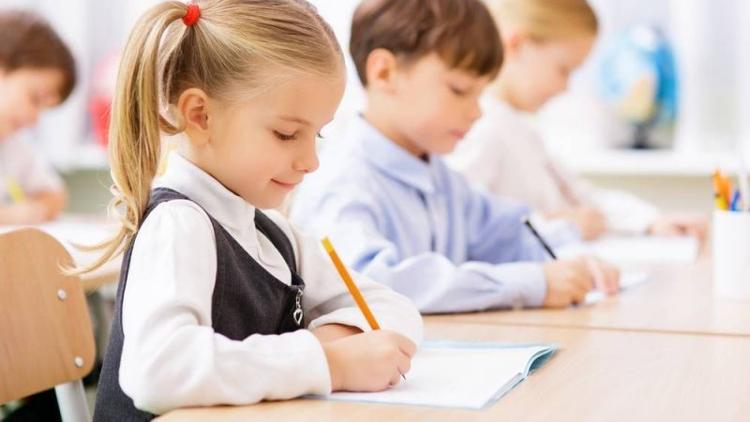 Bu sinsi tehlikeler okul başarısını düşürüyor