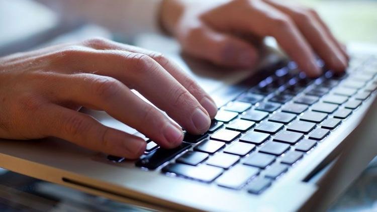 Onlarca ebeveyne sağlıklı teknoloji eğitimi verilecek
