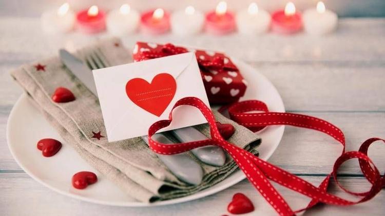 14 Şubat'ı evde geçirenlere Sevgililer Günü menüsü