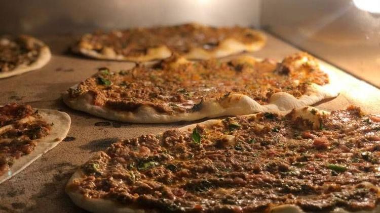 Lahmacunun yeni gözdesi Mahir Lokantası