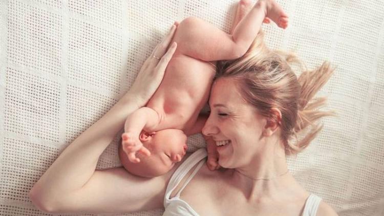 Fetal kordon ne zaman kesilmeli?